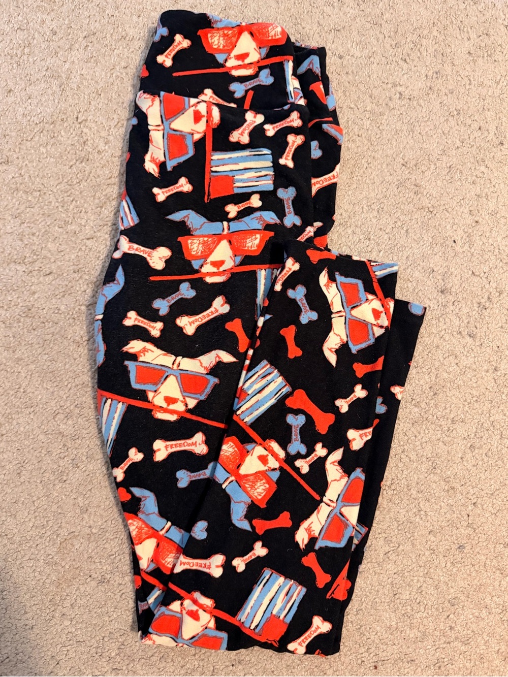 LuLaRoe OS Pitbull Americana Leggings